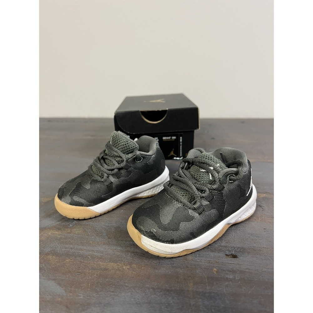 Nike Air Jordan B. Fly BT Toddler Soze 4C With Box River Rock/White Dark Stucco